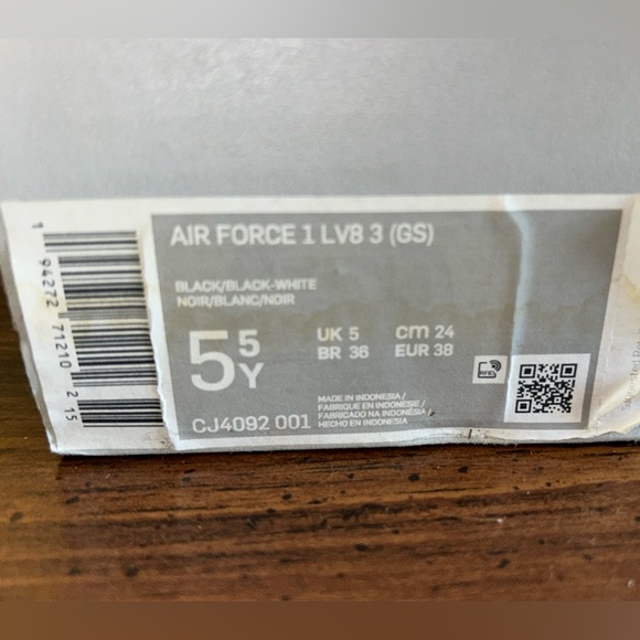 Nike Air Force 1 LV8 3 (GS) - Picture 4 of 13